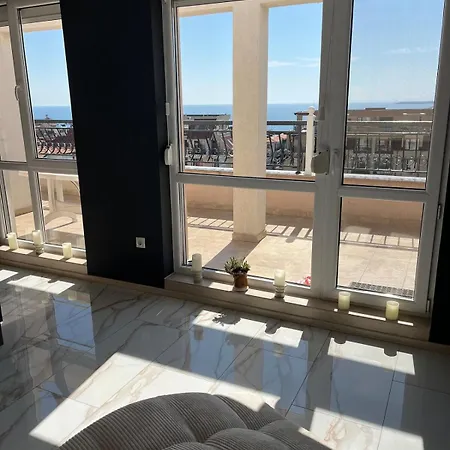 Modern Penthouse With Full Sea View K&r Apartmán *