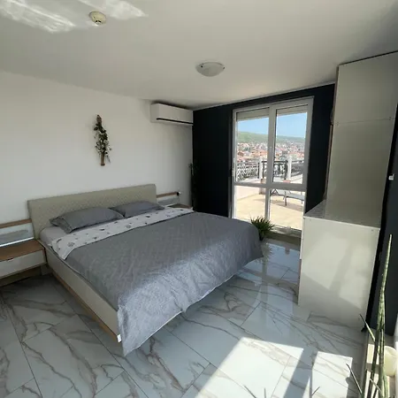 Modern Penthouse With Full Sea View K&r * Sveti Vlas