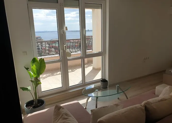 Апартамент Modern Penthouse With Full Sea View K&r
