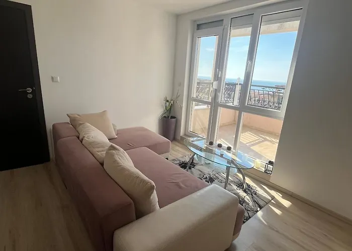 Апартамент Modern Penthouse With Full Sea View K&r Свети Влас