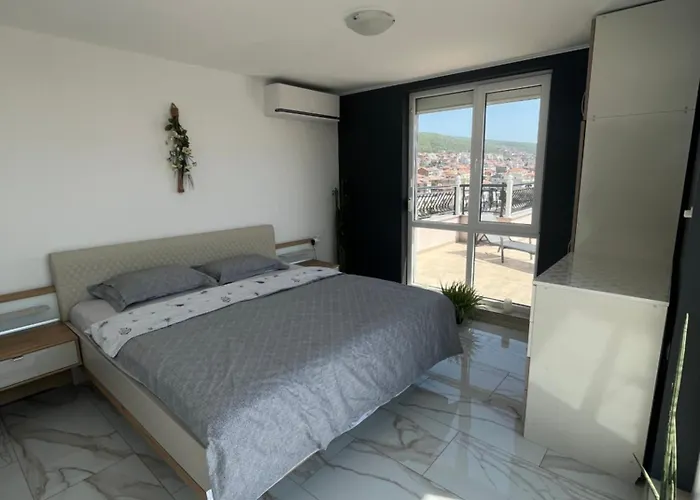 Modern Penthouse With Full Sea View K&r * Свети Влас